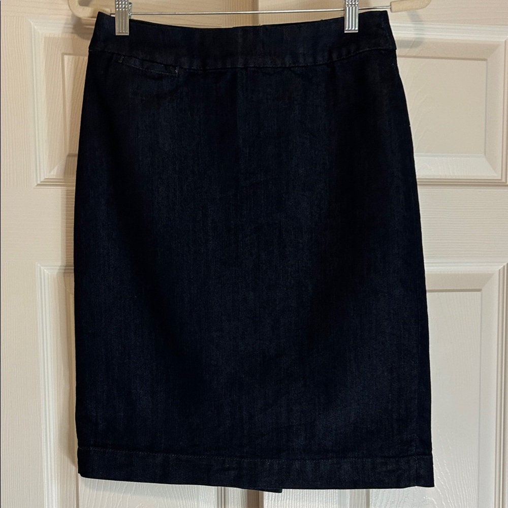 Classic Coldwater Creek Dark Denim Penicil Skirt Size 6